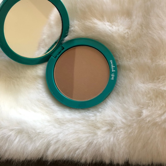 Thrive bronzing powder. New in original box. - Picture 4 of 5